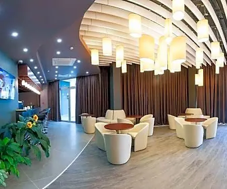 Slavyanskaya 호텔 3*