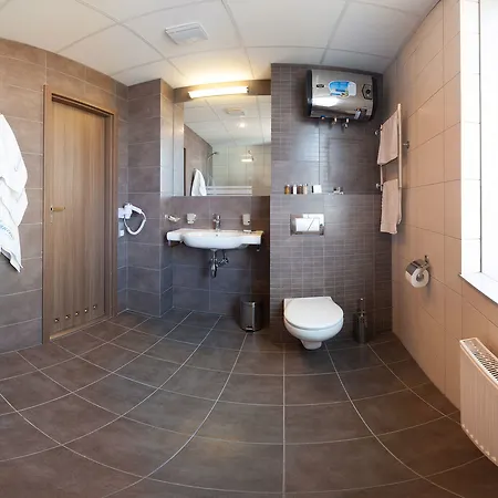 Hotel Slavyanskaya 3*