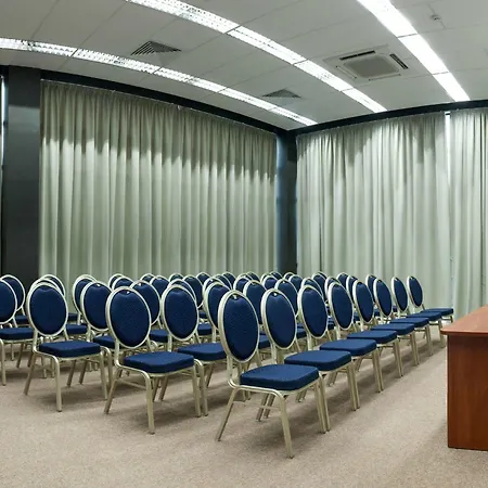 Slavyanskaya Hotel