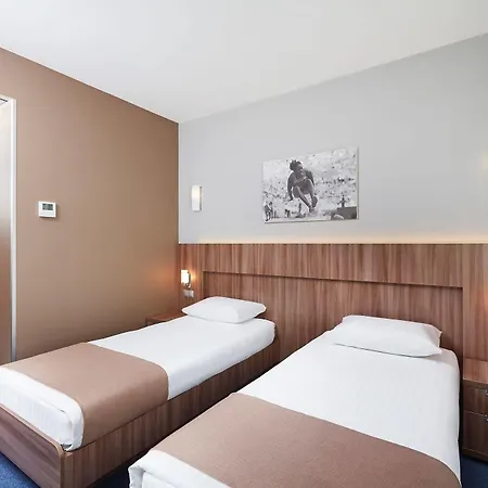 Hotel Slavyanskaya 3*