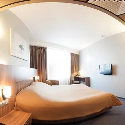 Slavyanskaya Hotel 3*