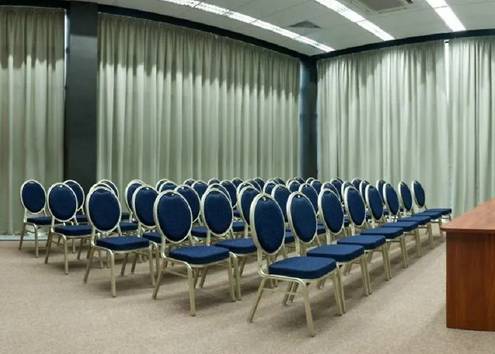 славянская