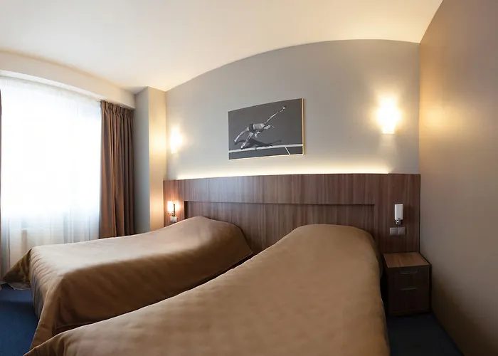 Slavyanskaya Hotel 3*