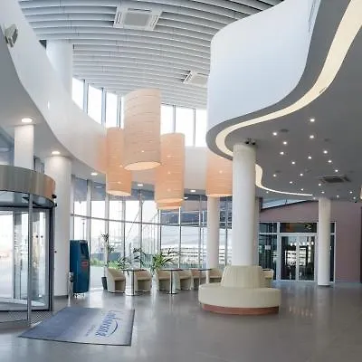 славянская