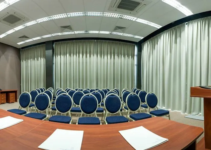 славянская