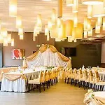 Slavyanskaya Hotel 3*