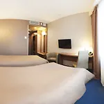 Slavyanskaya Hotel